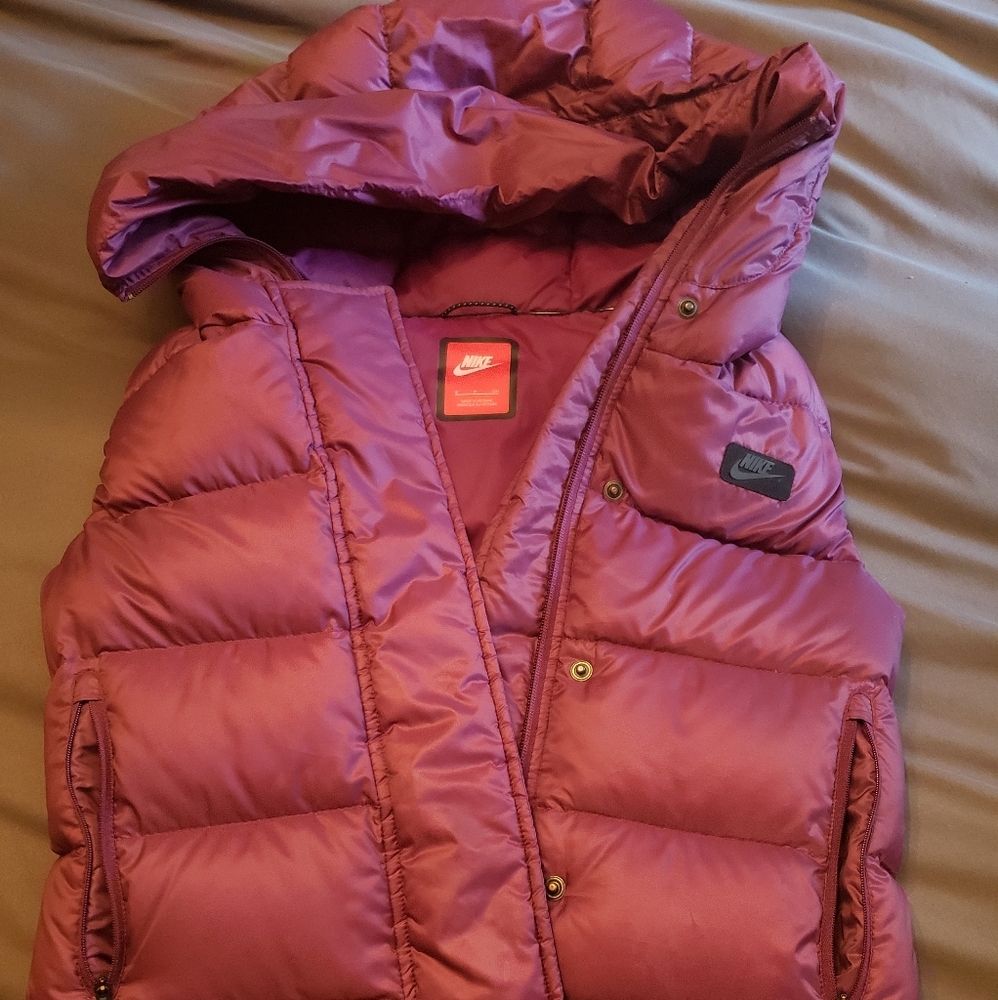 Nike Puffer Vest Small